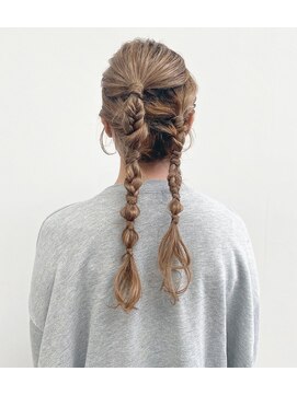 ロンドネートゥル 新潟(Lond naitre) 【lond natire 】変形ツインテールアレンジ