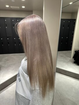 ベレーザ 渋谷(BELEZA) 6659ニュアンスカラーシルバーアッシュハイトーンカラー韓国ヘア
