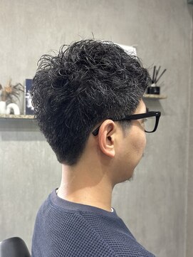 ラック(LUCK) ダークアッシュ/アッシュブラック/カルマパーマ/ベリーショート