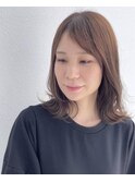 【Moana Lua】#くびれヘア#ベージュ#ミディアム#レイヤー