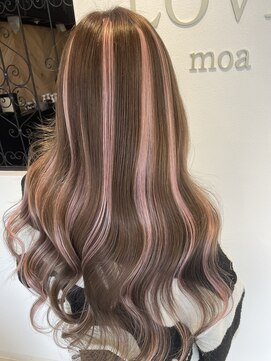 ラビスモア(Lovis moa) 外ハネボブ/ホワイトブロンド/ワイドバングブルーブラック