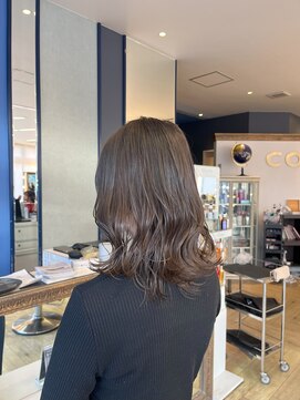 コワファースト 大分(COIFF1RST) 外はねミディアム！グレージュカラー