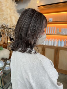 ナジック(749) 細めコントラストハイライト☆