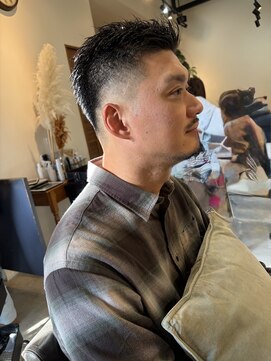 グルームドット(GROOM.) フェードカット