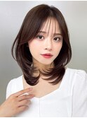 ミディアムレイヤーカットひし形シルエット似合わせカット