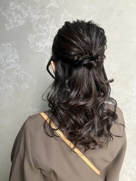 コトナ(kotona) ハーフアップヘアアレンジハーフアップヘアセット結婚式ゲスト