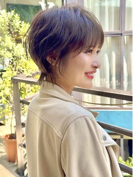 ビュートヨナカ(VIEW TOYONAKA) 【30代40代50代】大人女性くびれウルフショート/襟足長め