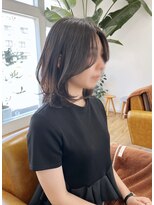 コムヘアー(COM HAIR) ミディアムレイヤー。