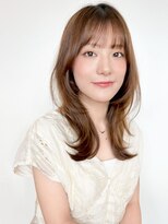 ビーチ(BEACH) セミロング韓国風レイヤー顔まわりレイヤーミルクティーベージュ