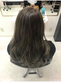 グレージュ