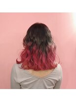 イル(iLu.)&nbsp;BLACK×PINKグラデーション