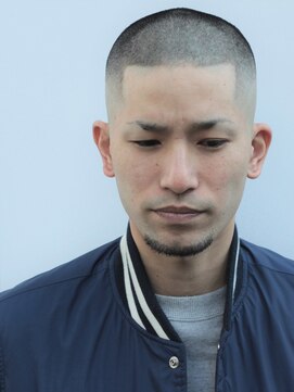 ガズル ハラジュク(GUZZLE HARAJUKU) スーパーフェードカットボウズ　メンズ