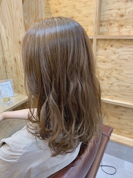 アドラーブル 長岡新保店(adorable) 【オリーブベージュ】艶カラー　30代40代