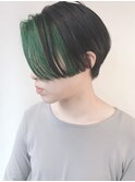 【モリオ原宿】ハンサムショートインナーカラーグリーン