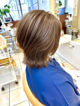 クオリス 上板橋店(QUALIS) 20代30代大人気くびれ外ハネ愛されミディアッシュマットブラウン