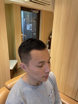 ヘアーモードキクチ 日本橋三越前店 メンズショートヘア