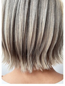 アンフィ ヘアー(Amphi hair) コントラストカラー CC