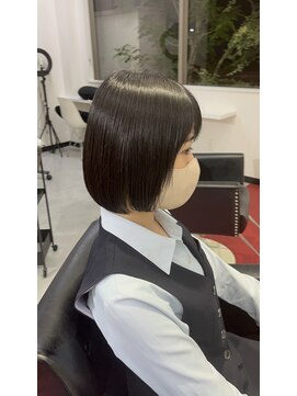 ディーボーイリタ 光の森(D-BOY Lita) 内巻きボブ