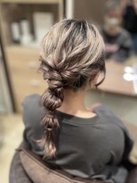 アヤナ バイ アヤラ(ayana by ayala)&nbsp;【MICHIRU】ゆるふわ編みおろしスタイル