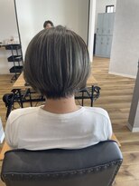 アフィネ ヘアライフデザイン(Affiner HAIR LIFE DESIGN)&nbsp;前下がりショートボブ～オリーブグレージュ～
