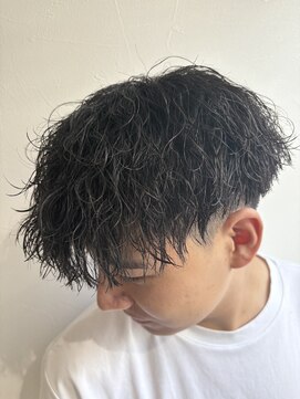 グラフ 立川(Graph.) 波巻きマッシュスパイラルメンズカットパーマ