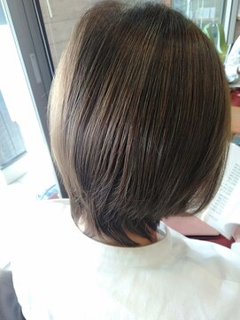 ブレイク 三重四日市店(BREK) BREK/メルティカラー/艶さら酸熱トリートメント