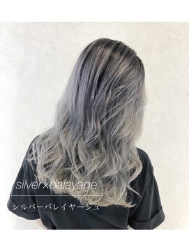 リアラ 渋谷(LIALA) ブリーチ、ダブルカラー、インナーカラー、イヤリングカラー