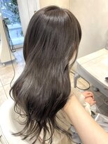 ザックラフィネ(ZACC raffine)&nbsp;ブリーチなしのWカラーで作るオリーブベージュ/大人ガーリー