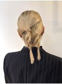 簡単ヘアアレンジ／ホワイトブロンド