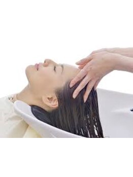 《髪のお悩みに合ったコースをご用意◎》頭皮もしっかりケアし、芯から美しい髪に導きます…＊