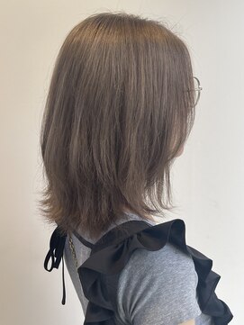 トッカ 高槻店(tocca) レイヤーボブ/ミルクティーベージュ/透明感カラー