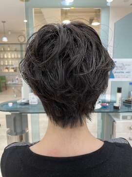 クオーター(QUARTER) ショートパーマラフウェーブ