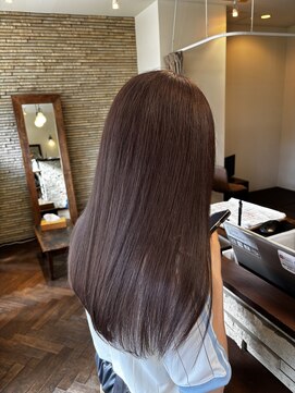 カルマ(CALMA) 【お客様スタイル】ブリーチベースで作るナチュラル透明感カラー