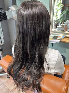 ルポヘアー(Repos Hair) 透明感ある地毛風カラー