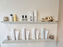 成分や使用感にこだわったヘアケア商品で髪や頭皮を綺麗にします