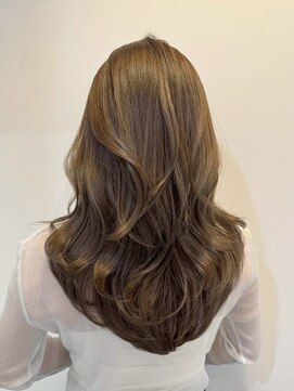 ムード(MOOD,) ダークアッシュ/ミディアムレイヤーカット/大人ガーリー/銀座