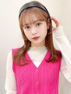 レア 表参道(L'ea) ・大人ガーリーダークアッシュ似合わせカットミディアムレイヤー