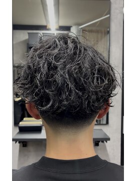 グルーム(GROOM.) ツイストスパイラルパーマ