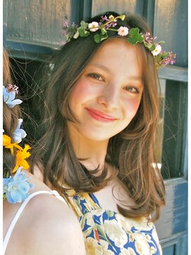 ローブ アオヤマ(LOAVE AOYAMA) 外国人風 / レトロガーリーロング × Yuzuki