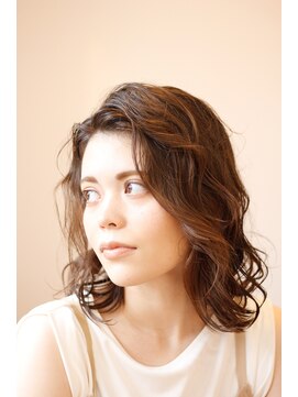 ツネ ヘアアンドヘッドスパ(TsuNE hair&head spa) ナチュラルウェービー