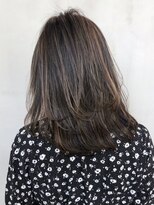 アイティー バイ アルバム 浦和店(IT by ALBUM)&nbsp;グレージュハイライト_オリーブカラー_ba246262