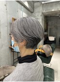 ４０代５０代６０代グレイカラーショートスタイル