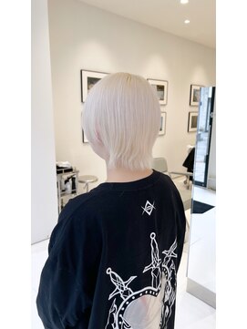 ハイブ 金沢(Hive) 10代20代ブリーチハイトーンホワイトカラー
