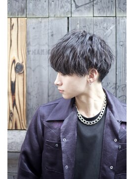 ユーフォリア 渋谷グランデ(Euphoria SHIBUYA GRANDE) 束感マッシュ　フェザーショート　ツイストスパイラルパーマ