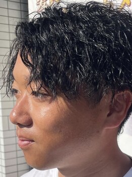 パリス メンズサロン(PARIS MEN'S Salon)の写真/ONでもOFFでも扱いやすく、キマるカジュアルスタイルを！行きつけの美容室をお探しの方にオススメです♪
