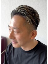 ブリランチン イワタ(Brilliantine Iwata) ハイライトとおさまりの良いカット