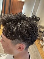 フラッパー(FLAPPER)&nbsp;メンズスタイル/メンズパーマ/緩めスパイラルパーマ