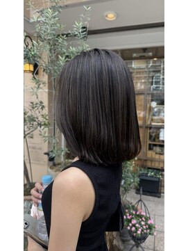 ヴィサージュヴィフ パワード バイ モンス(VISAGEVIF POWERED BY MONS) 内巻きボブ