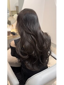 カラ フクオカ(Cara FUKUOKA) ショコラグレージュ&レイヤーカット《福岡暗髪カラー》