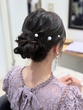 リブレ(LIBRE+hp) 【恵比寿LIBRE/ARISA】お呼ばれにおすすめ♪柔らかシニヨン